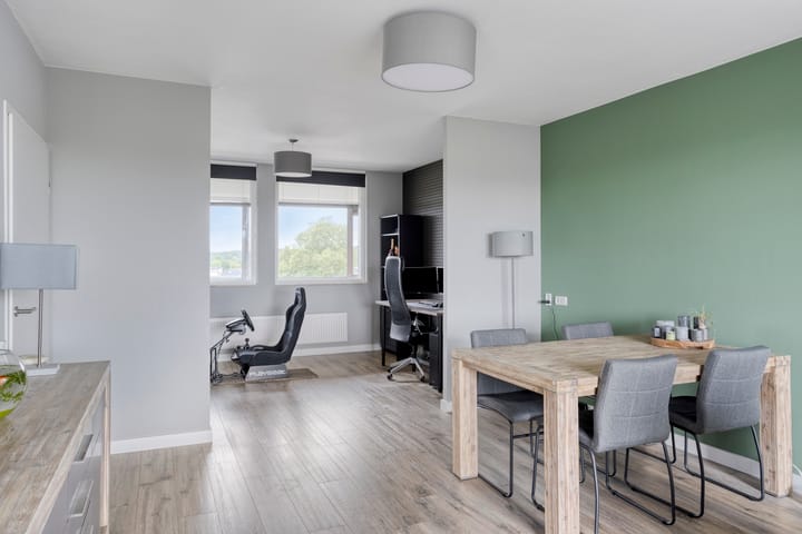 Foto 12 van Den Heuvel 214