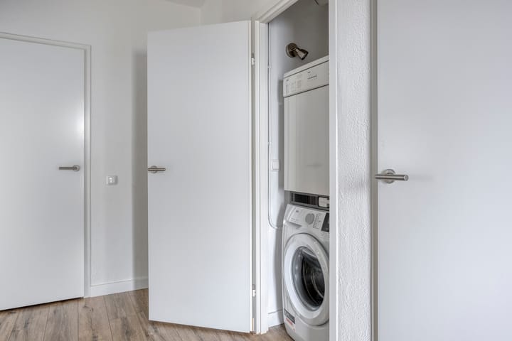 Foto 25 van Den Heuvel 214