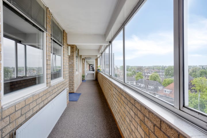 Foto 27 van Den Heuvel 214