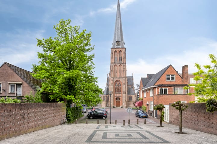 Foto 28 van Den Heuvel 214