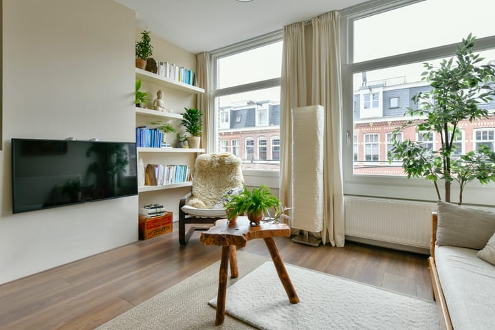 Foto 2 van Van Hogendorpstraat 141-3