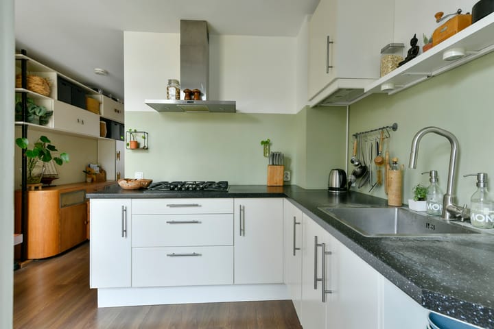 Foto 12 van Van Hogendorpstraat 141-3