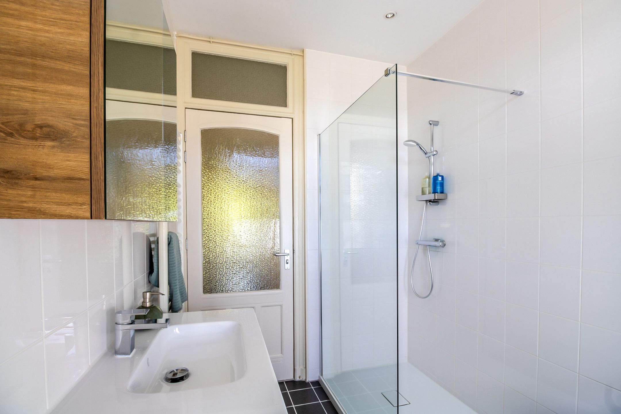 Photo 24 of Essenburgsingel 14-A