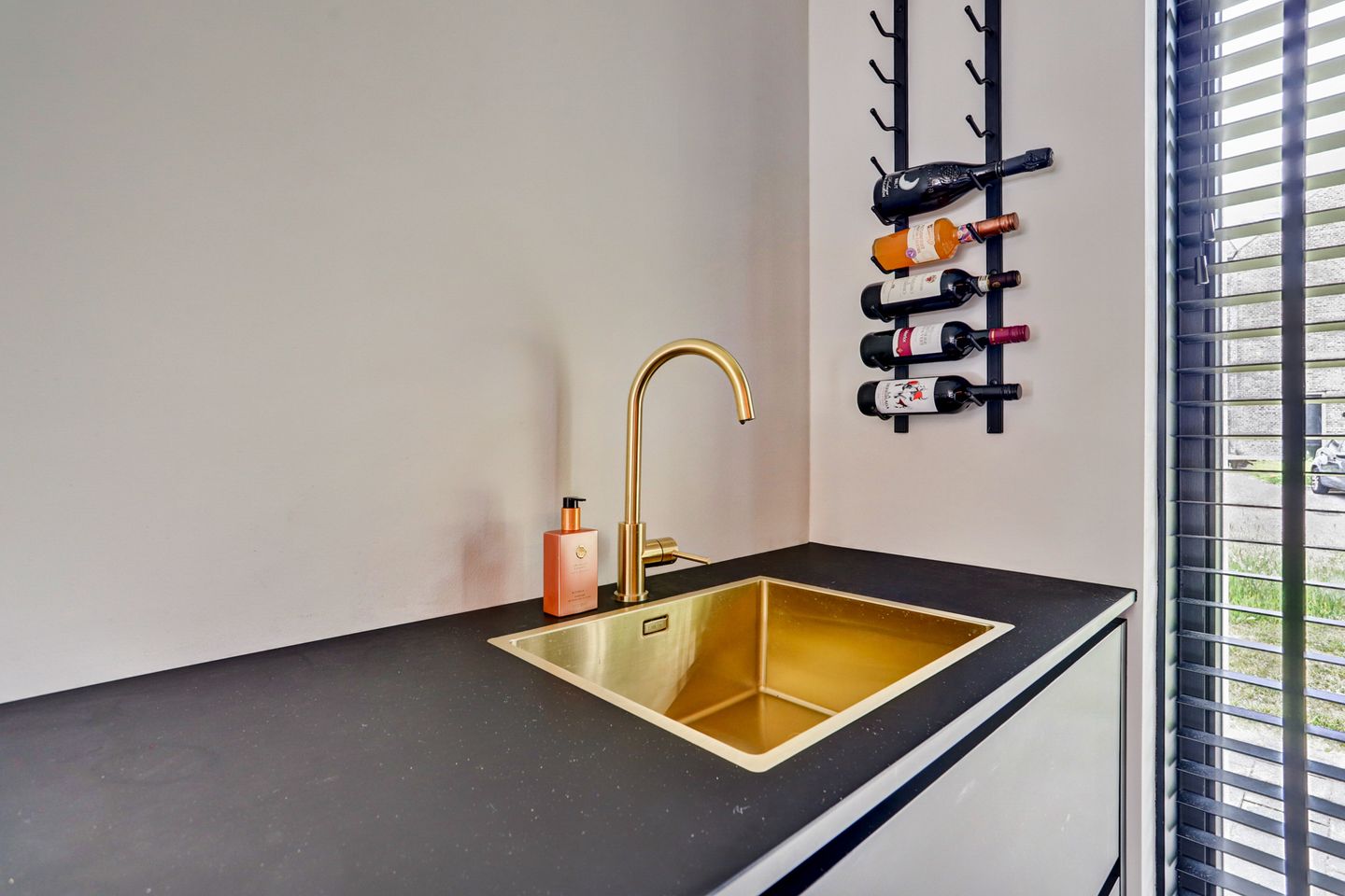 Foto 5 van Dahliahof 14