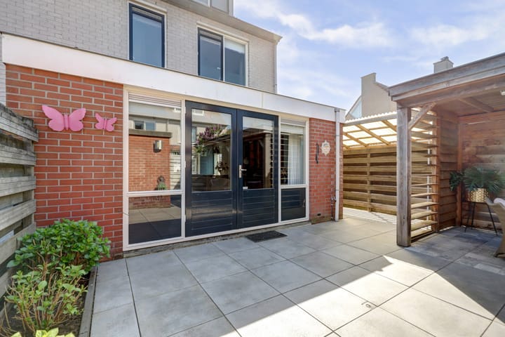 Foto 32 van Romerostraat 5