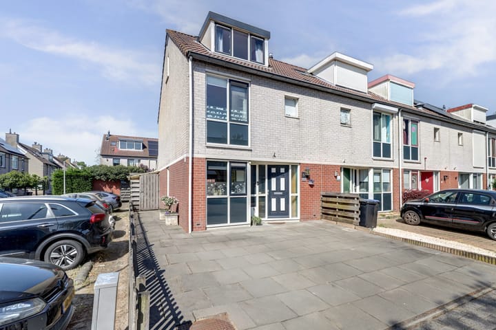 Foto 38 van Romerostraat 5