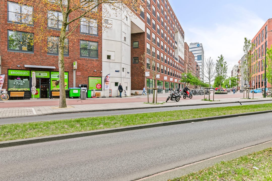 Photo 7 of Welnastraat 307