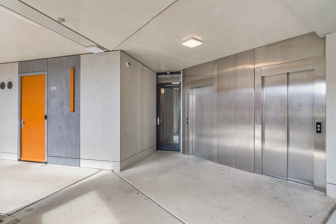 Photo 11 of Welnastraat 307