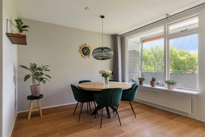 Photo 9 of Frederik van Eedenplaats 57