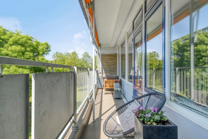 Photo 10 of Frederik van Eedenplaats 57