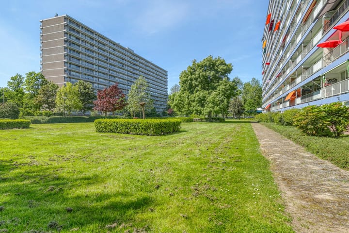 Photo 24 of Frederik van Eedenplaats 57