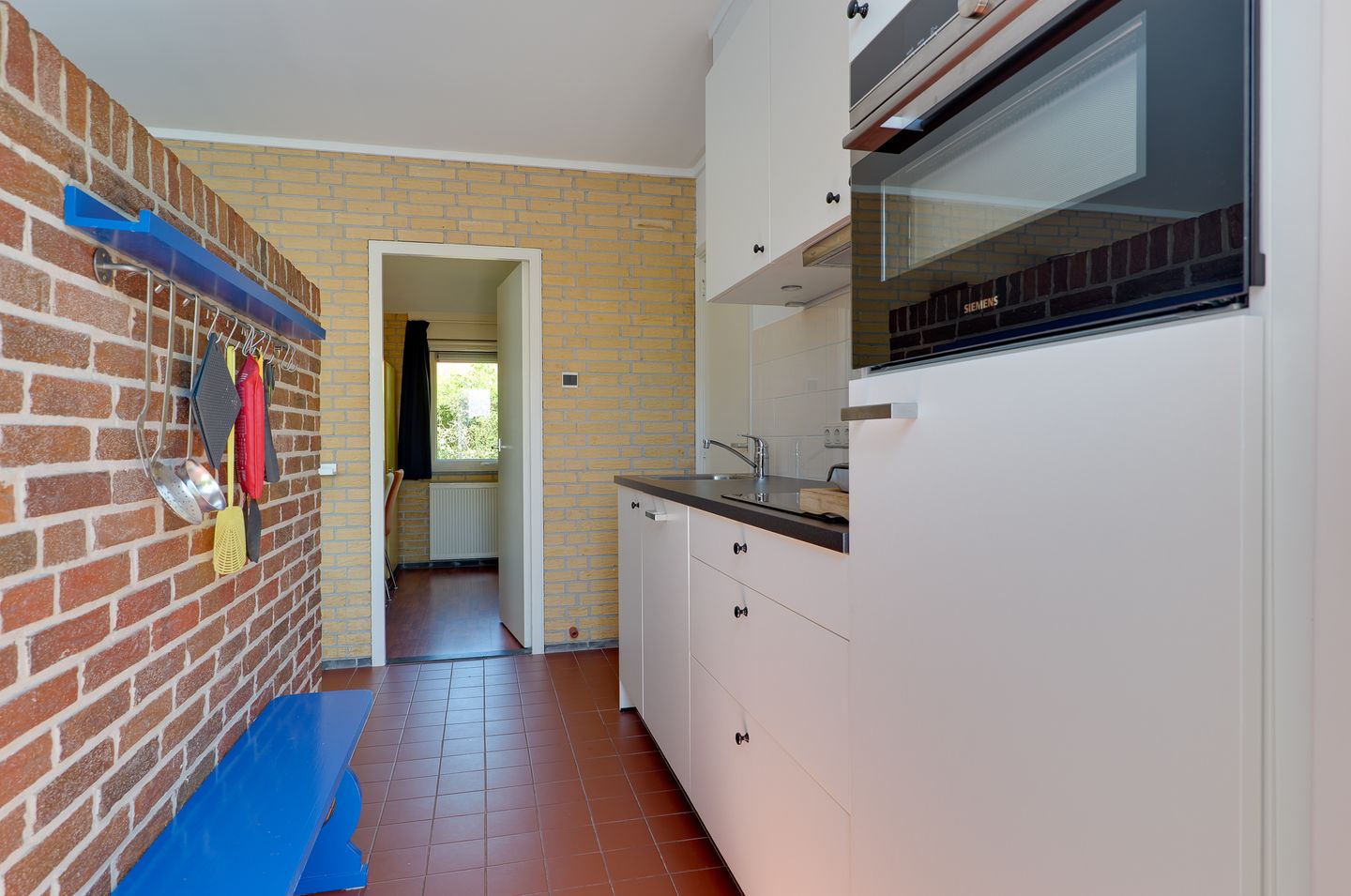 Foto 5 van Parnassiadal 364