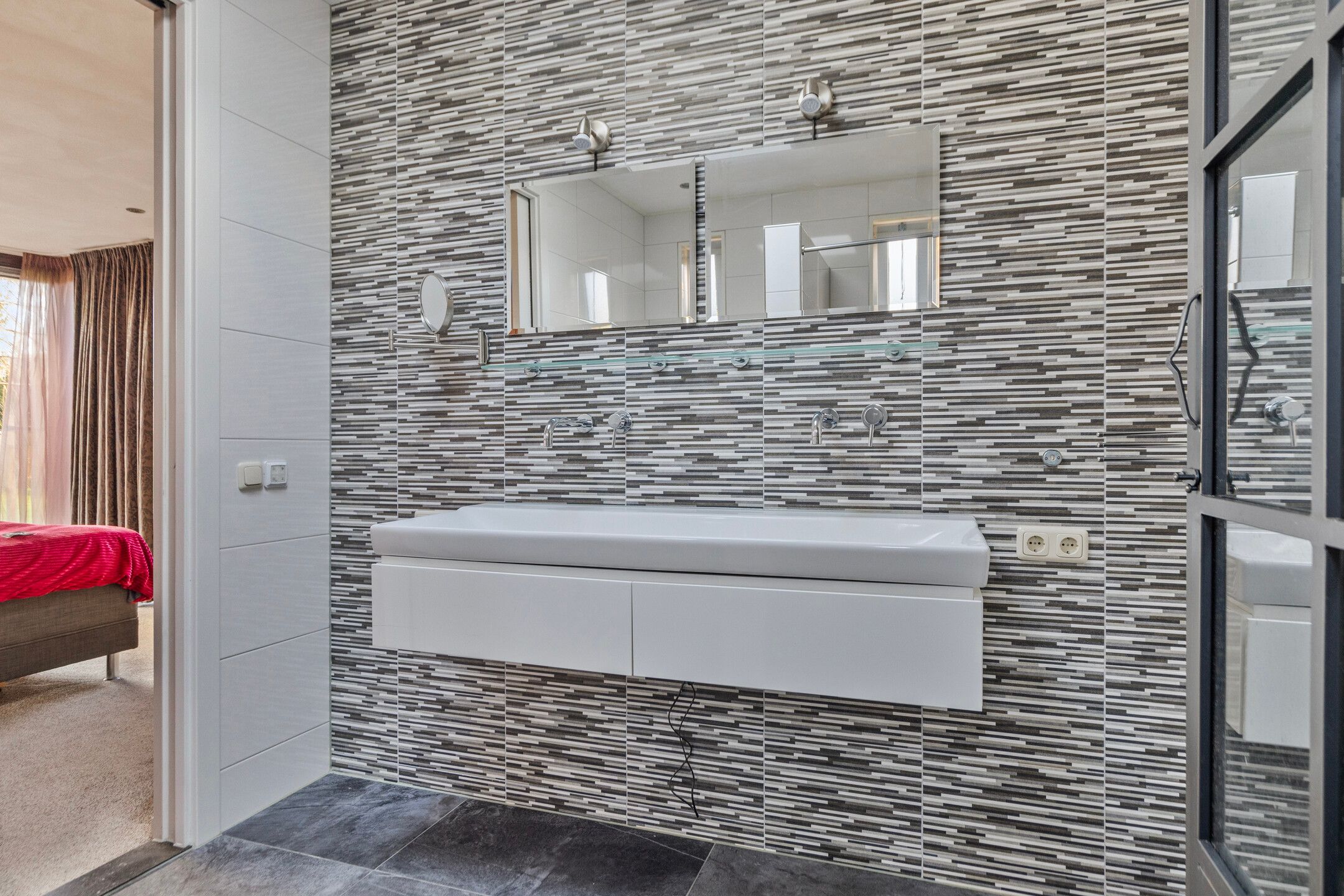 Foto 18 van Tsjerkewâl 27