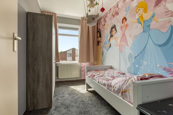 Photo 17 of Veerstraat 35