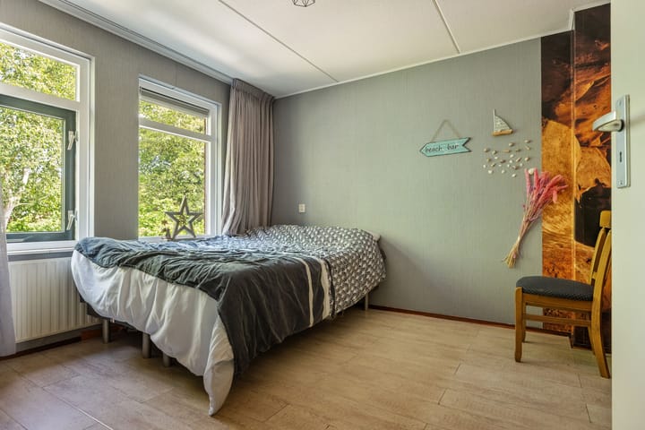 Photo 19 of Veerstraat 35