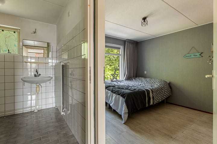 Photo 21 of Veerstraat 35