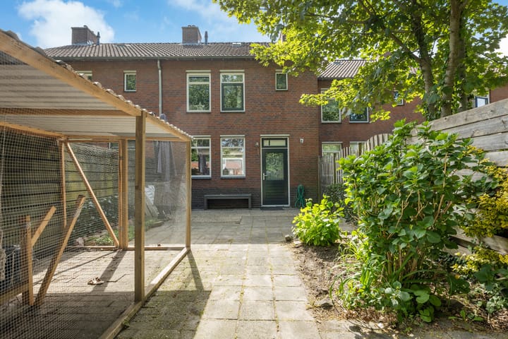 Photo 25 of Veerstraat 35