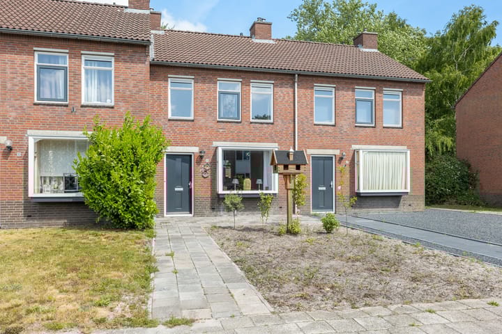 Photo 29 of Veerstraat 35