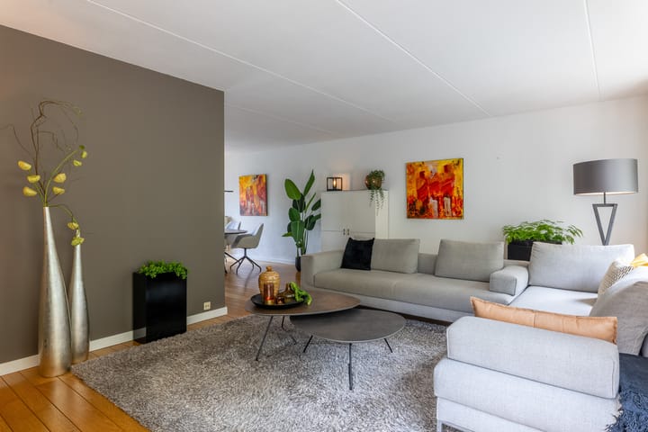 Foto 10 van Juralaan 14