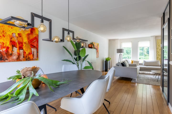 Foto 15 van Juralaan 14