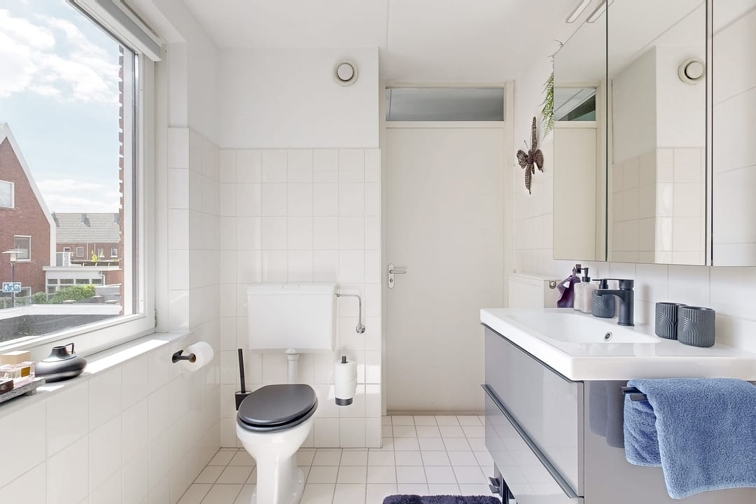 Photo 16 of Korfstraat 17