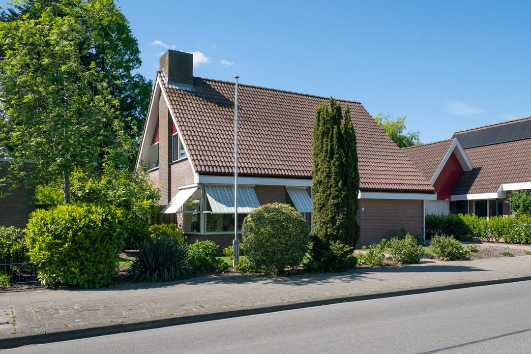 Foto 1 van Dokter Lohmanstraat 1