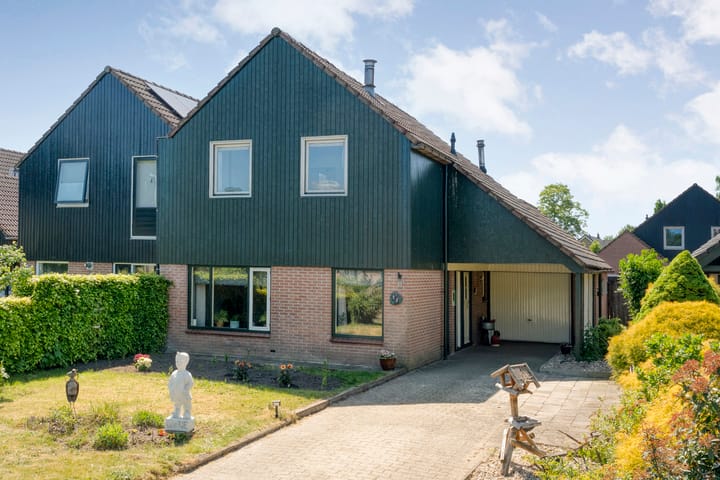 Foto 1 van Biezenstraat 8