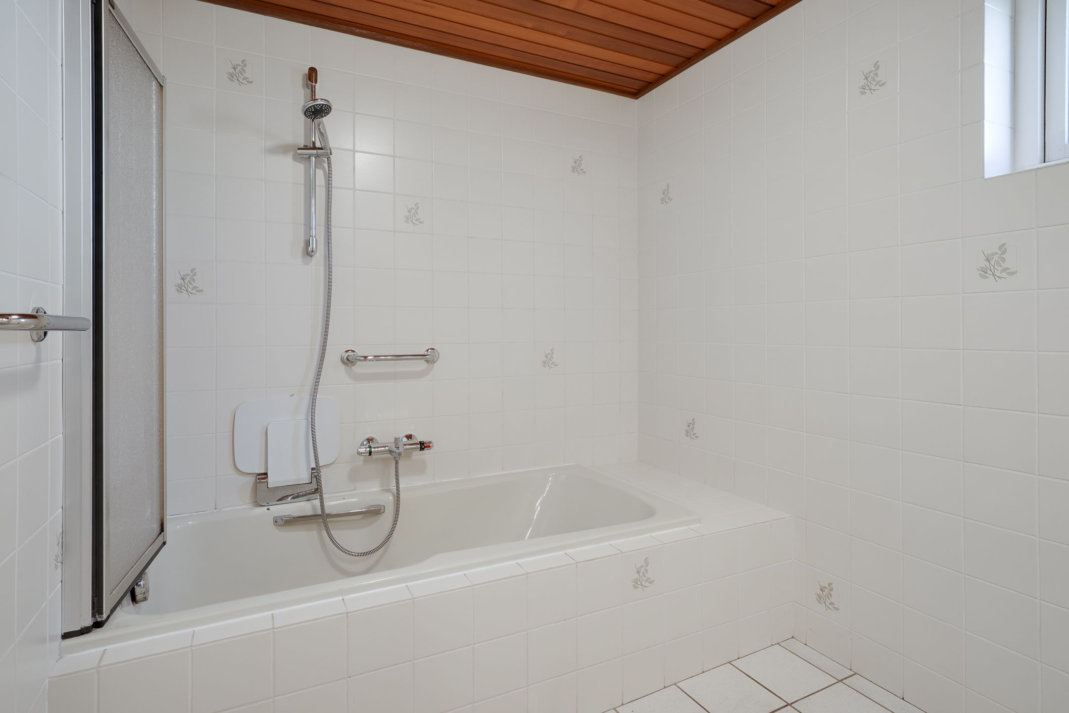 Foto 15 van Dokter Lohmanstraat 1