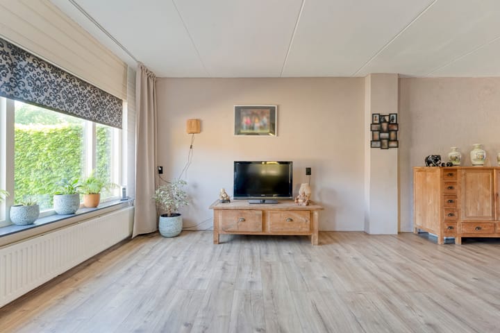 Foto 16 van Biezenstraat 8