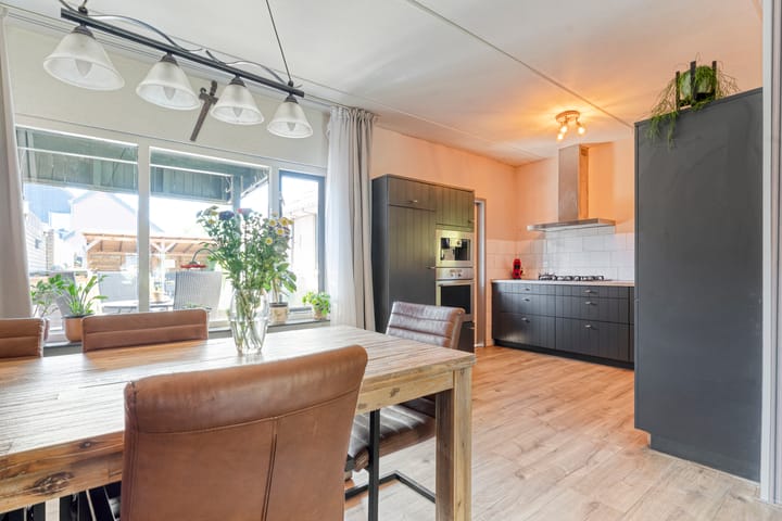 Foto 18 van Biezenstraat 8