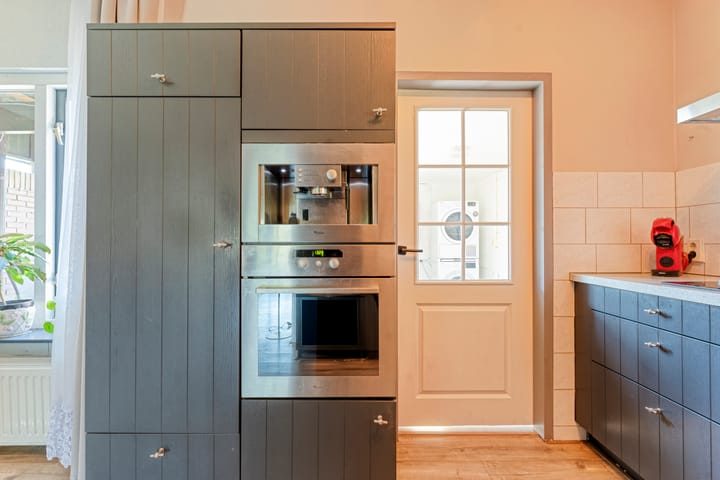 Foto 22 van Biezenstraat 8