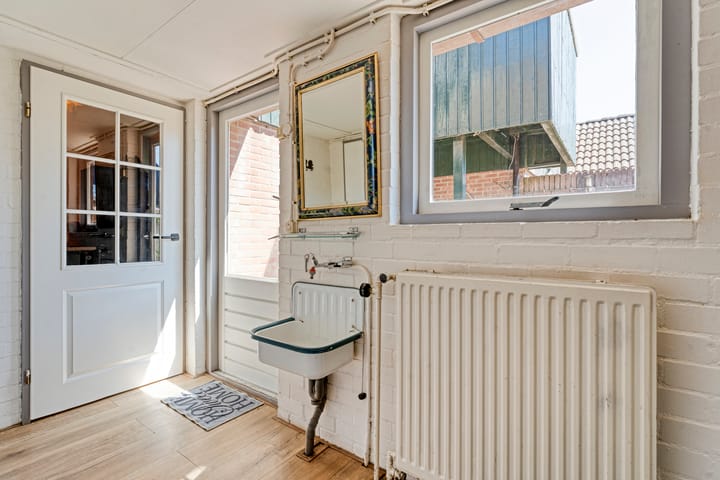 Foto 24 van Biezenstraat 8