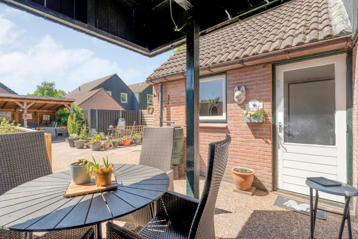 Foto 38 van Biezenstraat 8