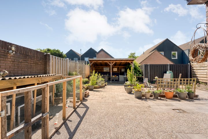 Foto 39 van Biezenstraat 8