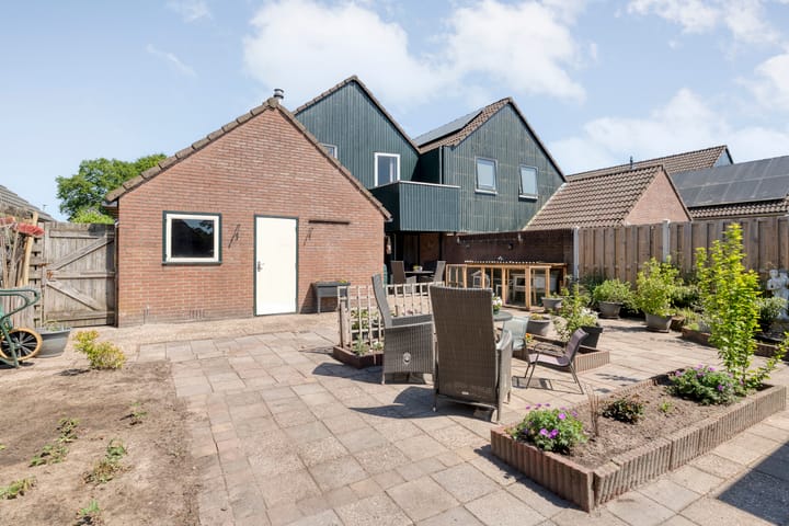 Foto 48 van Biezenstraat 8