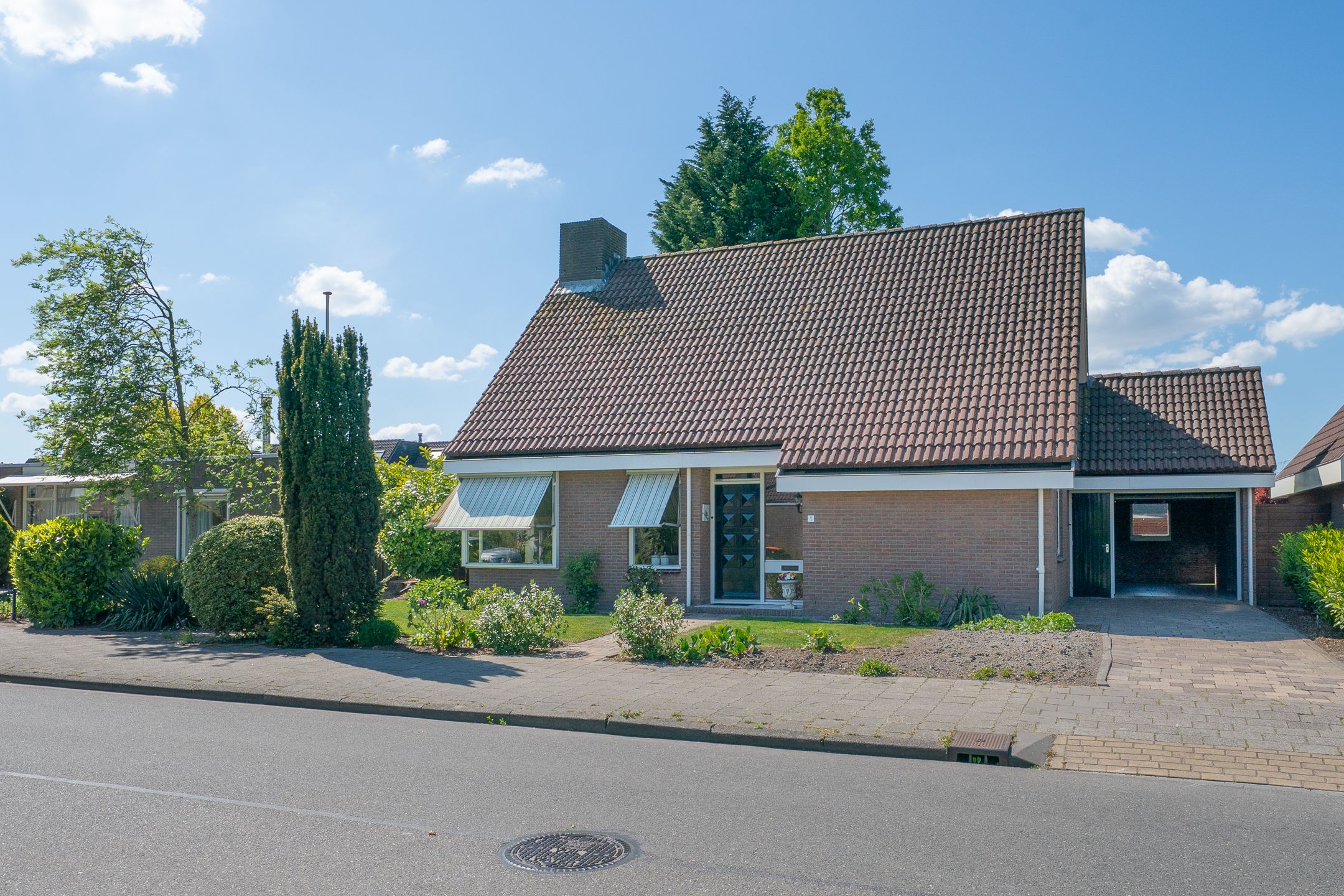 Foto 57 van Dokter Lohmanstraat 1