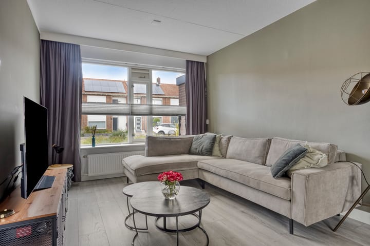 Photo 10 of Ypkemeulestraat 60