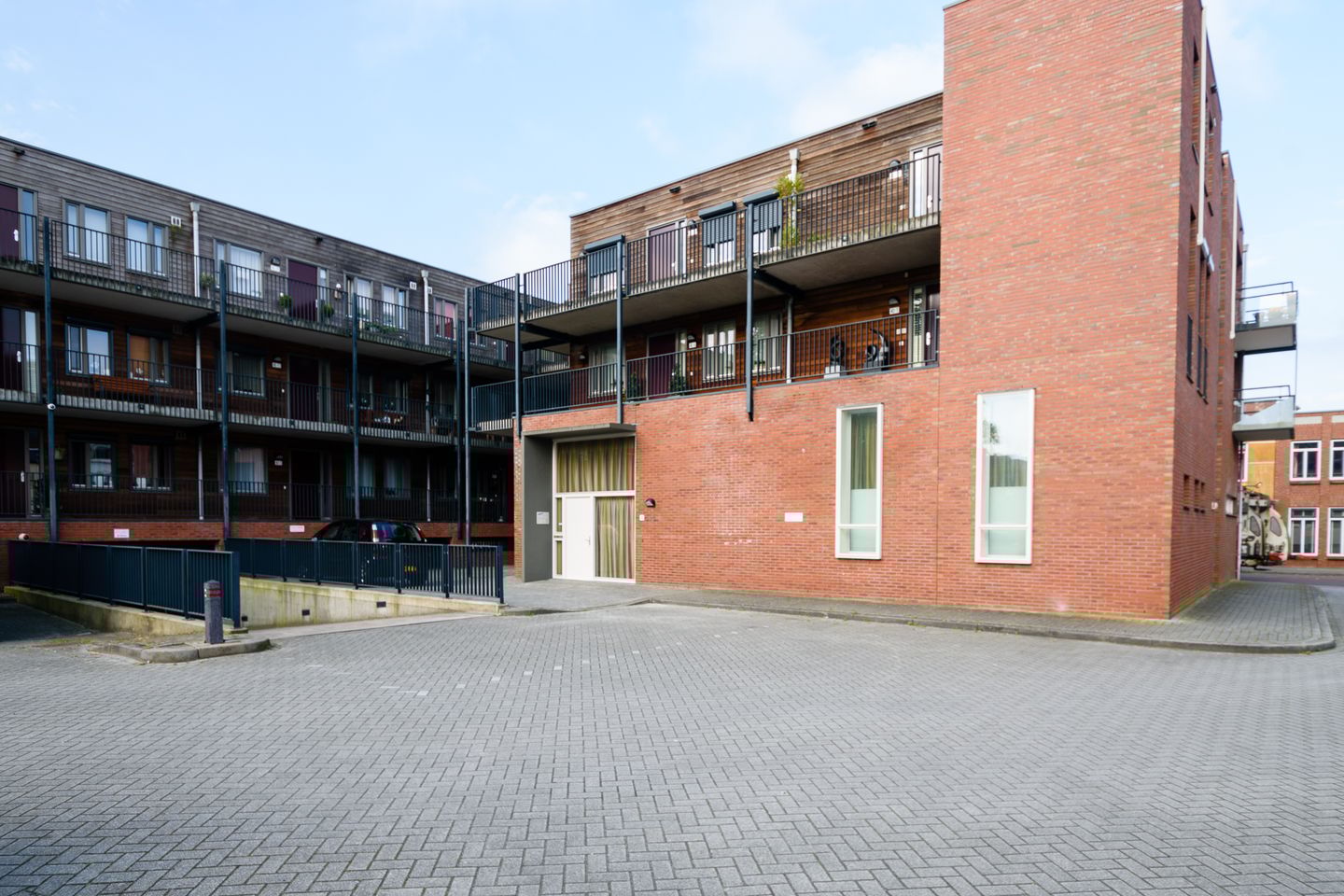 Bekijk foto 1 van Nassaustraat 40-A