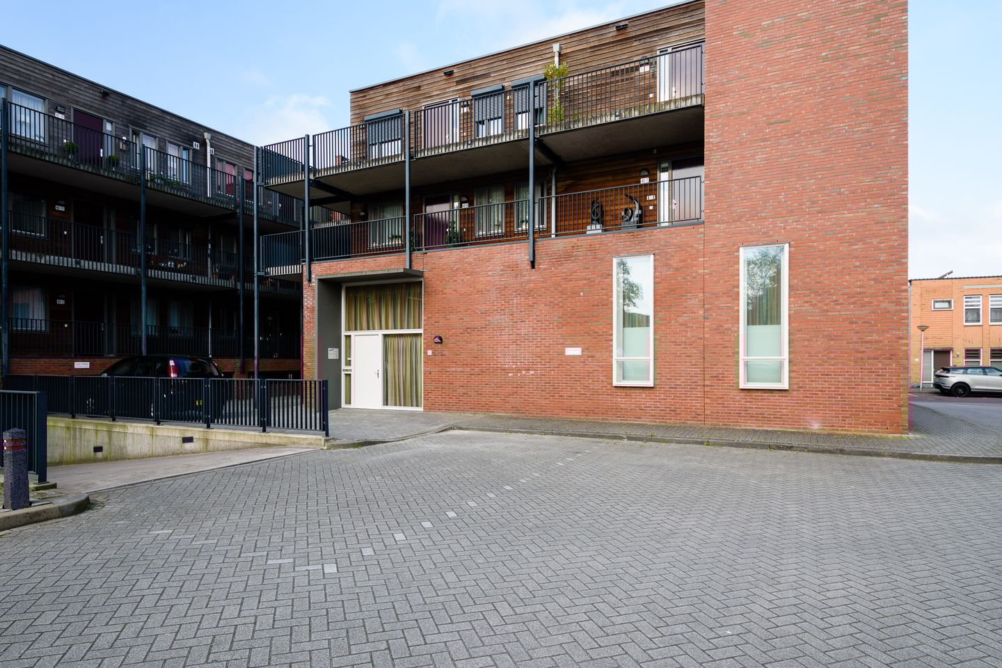 Bekijk foto 2 van Nassaustraat 40-A