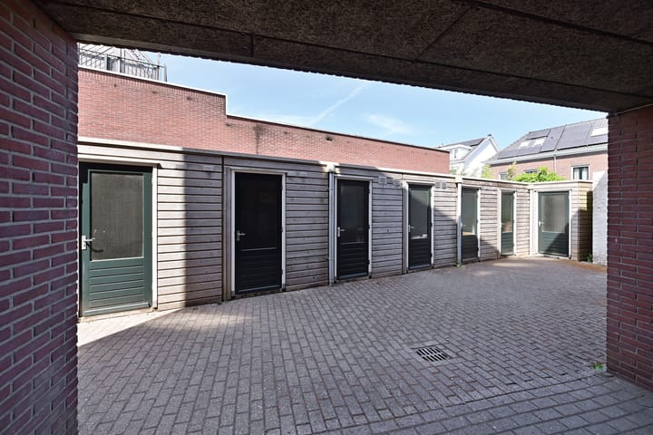 Photo 12 of De Genestetlaan 3