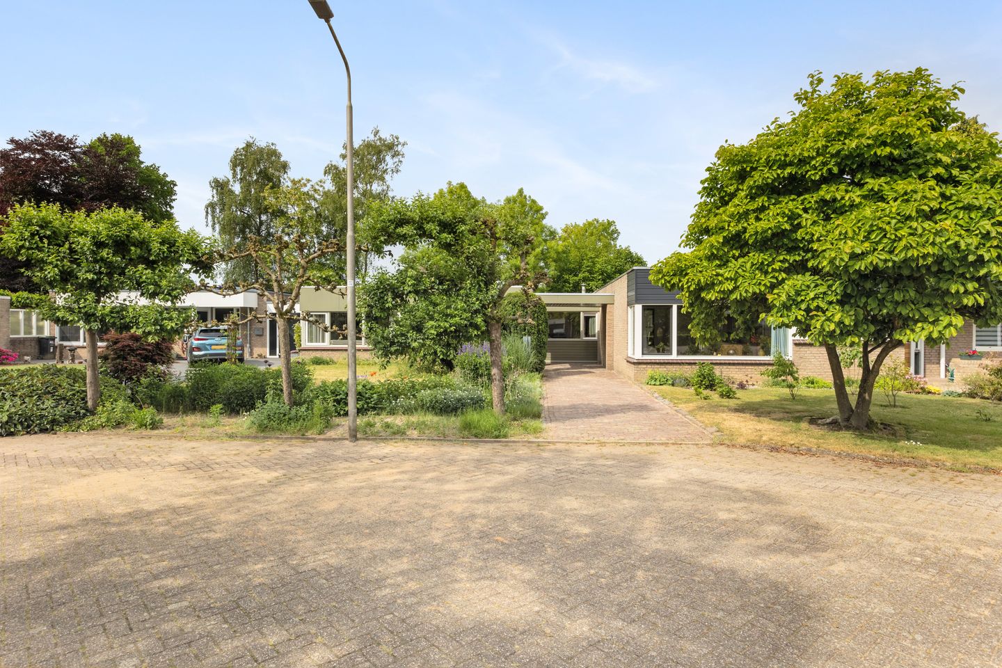 Foto 5 van Weezenhof 7208