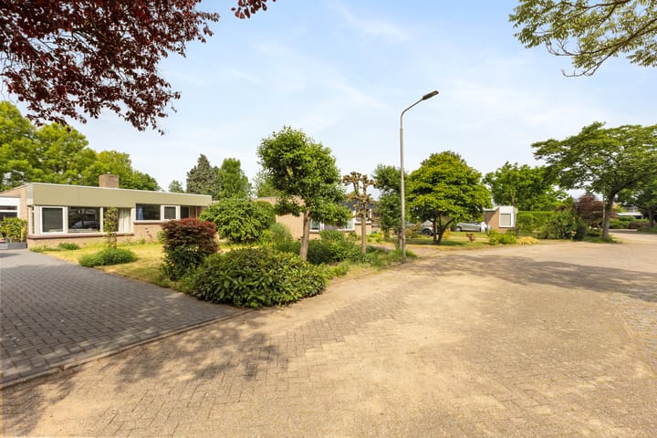 Foto 6 van Weezenhof 7208