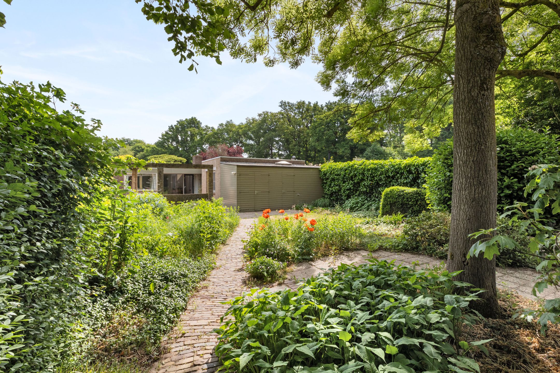 Foto 48 van Weezenhof 7208