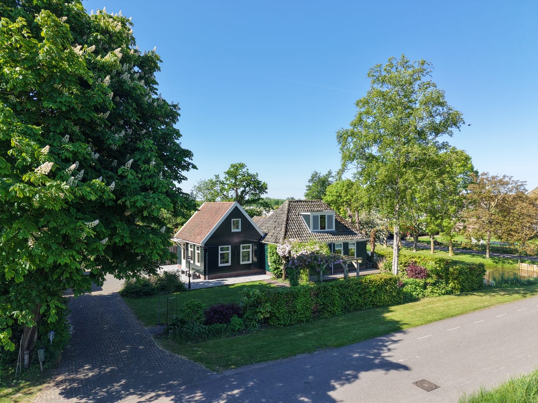 Photo 1 of Warder 13