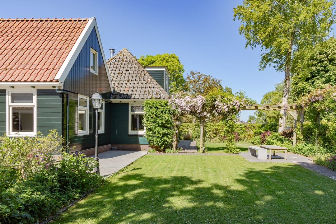 Photo 2 of Warder 13