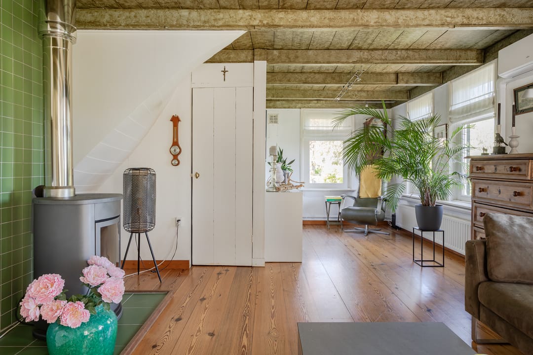 Photo 8 of Warder 13