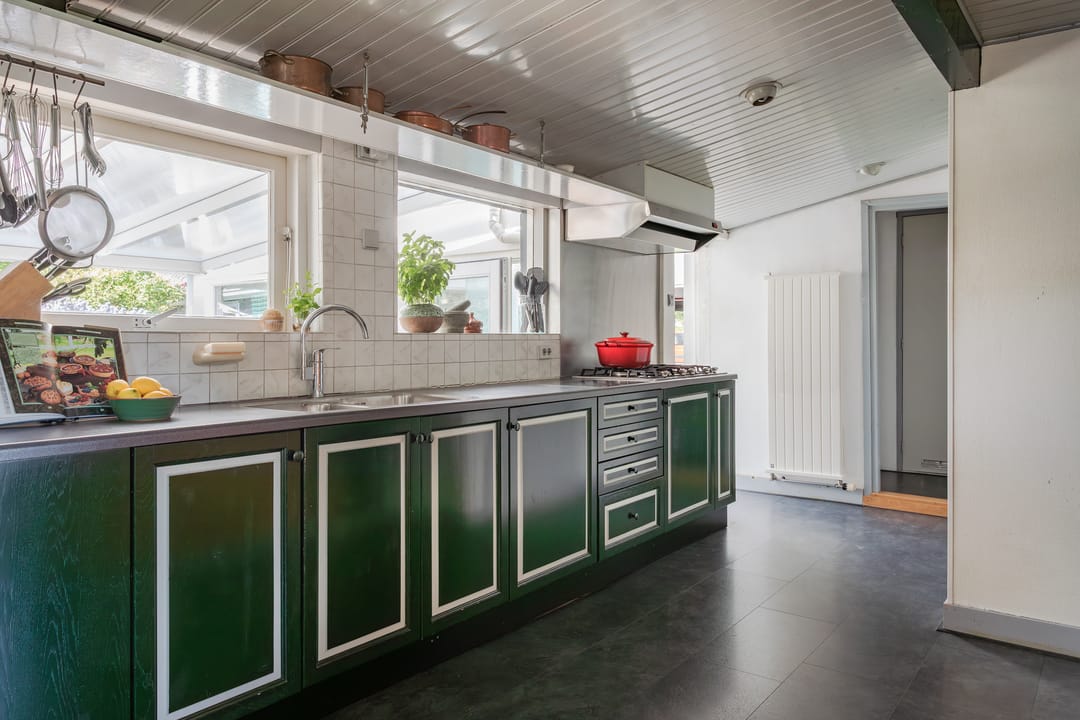 Photo 11 of Warder 13