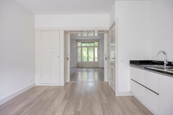 Photo 4 of Deurloostraat 98-2