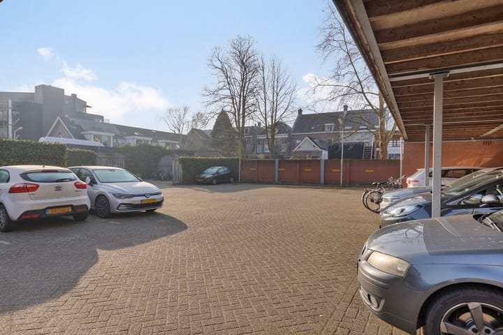 Foto 30 van Langestraat 6-02