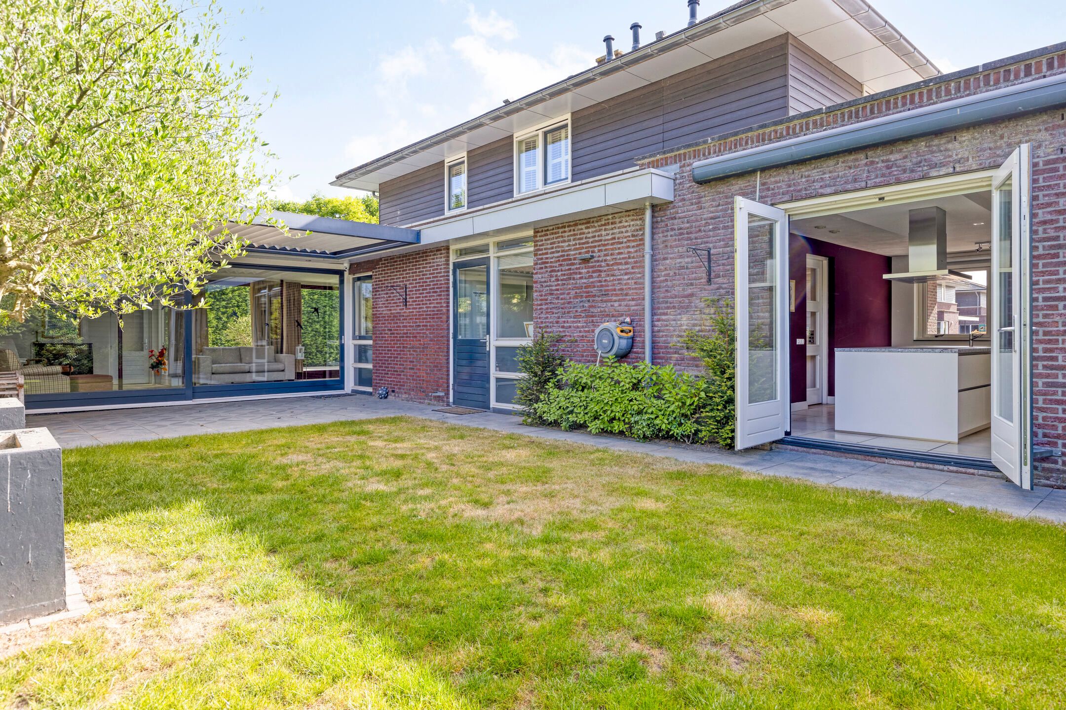 Foto 24 van Van Hogendorpstraat 17